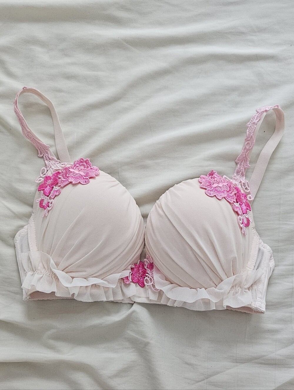 Aimerfeel Japan Gyaru Pink Frilly Applique Bra